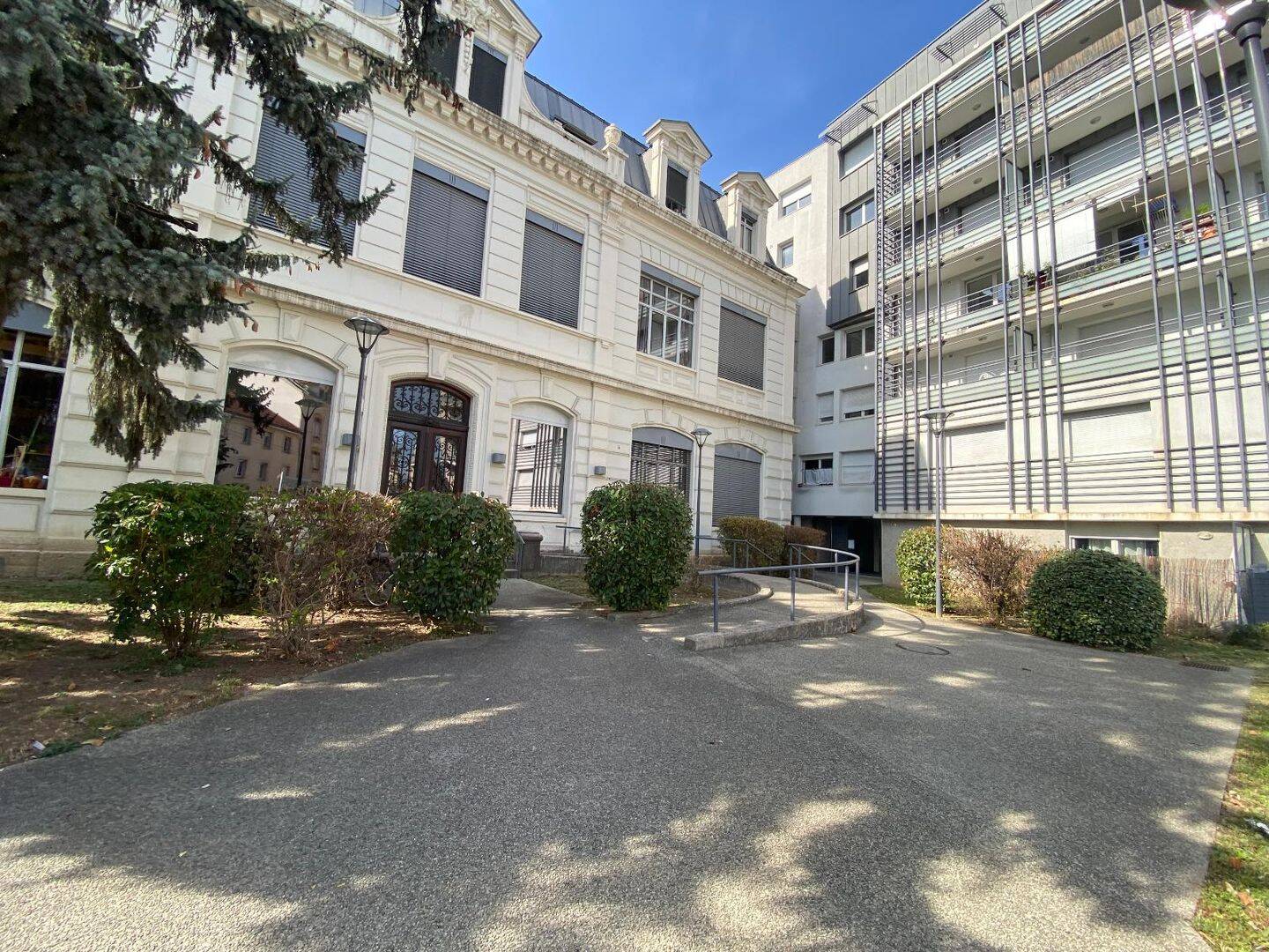 Appartement 1 pièce 26 m² · à Grenoble · 26,2 m² · 477 €