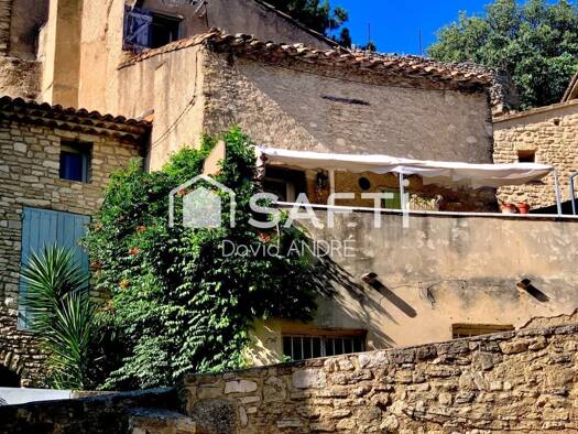 Maison à vendre 230 000 € 7 pièces 3 chambres 140 m² La Roque-sur-Pernes 84210