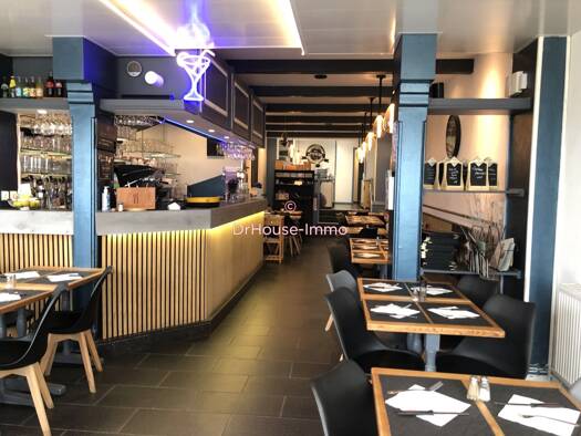 Bar / Café à vendre Fonds de commerce 215 000 € 104 m² d'espace de restauration Malo les Bains-Turenne Nord Dunkerque 59240