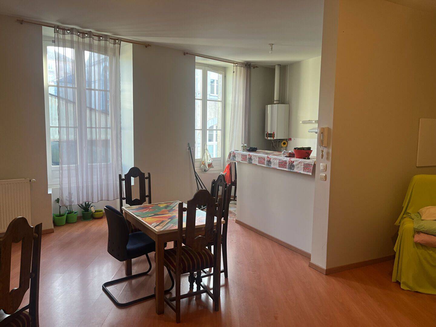 Appartement 3 pièces 72 m² · à Oloron-Sainte-Marie · 72,2 m² · 114 500 €