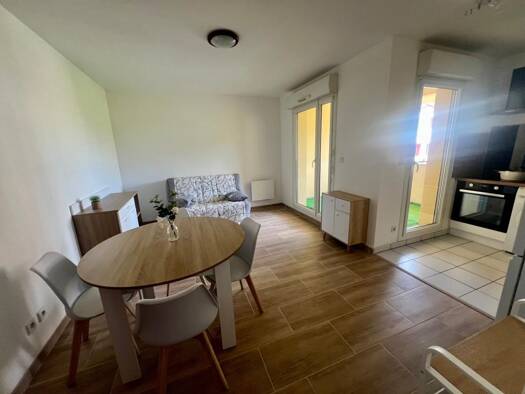Appartement à louer 580 € 2 pièces 1 chambre 34,3 m² RDC/4 Centre-Marcadieu-Marne Tarbes 65000