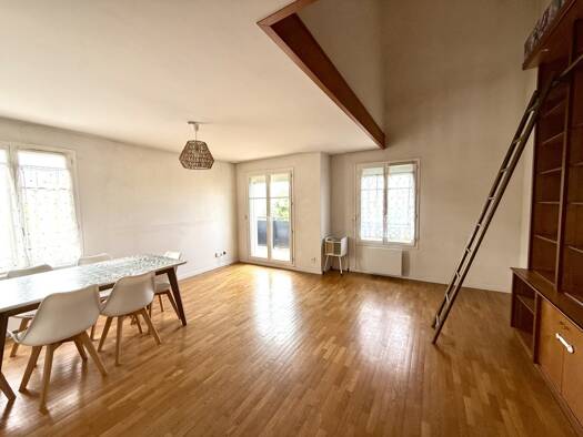 Appartement à vendre 269 000 € 5 pièces 4 chambres 93 m² Étage 2/2 Victor Hugo Les Pavillons-sous-Bois 93320
