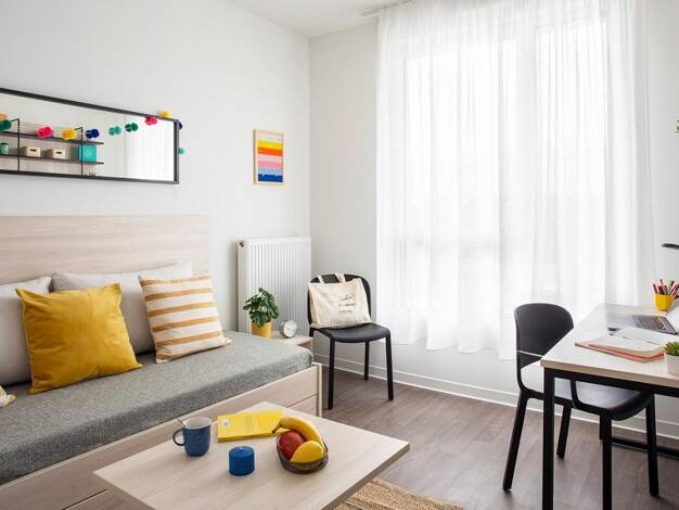 Studio à louer 589 € 1 pièce 19 m² La Bastide Bordeaux 33100