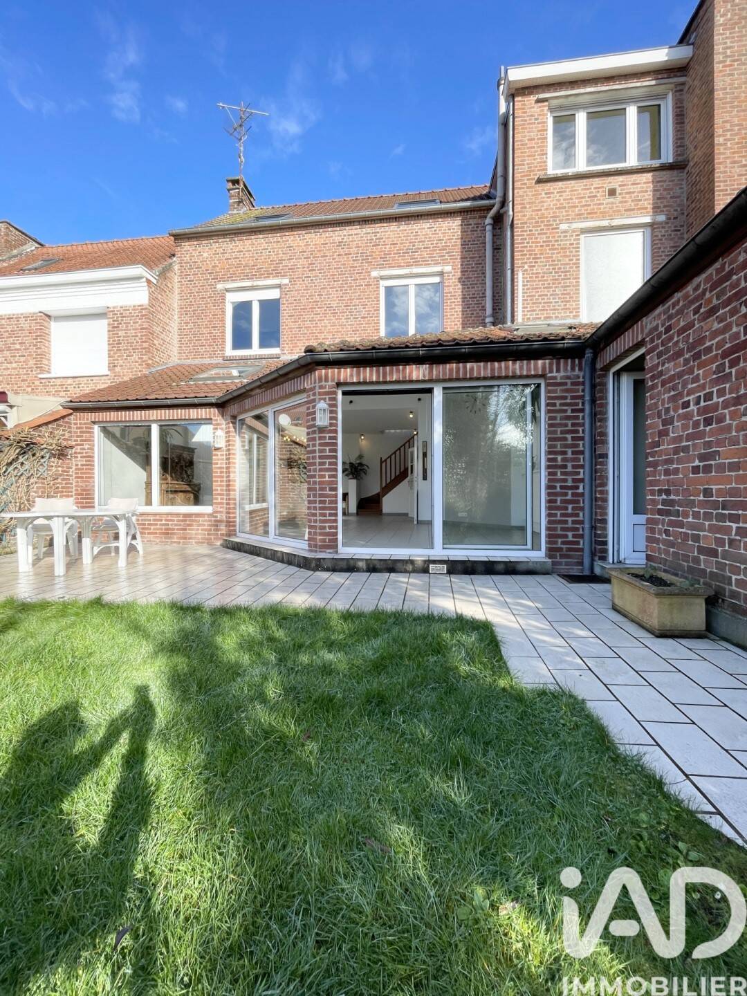 Maison 10 pièces 206 m² · à Hazebrouck · 206 m² · 379 000 €