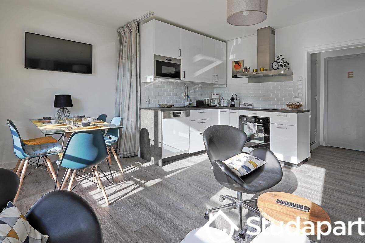 1 pièce 10 m² · à Nantes · 10 m² · 464 €/mois