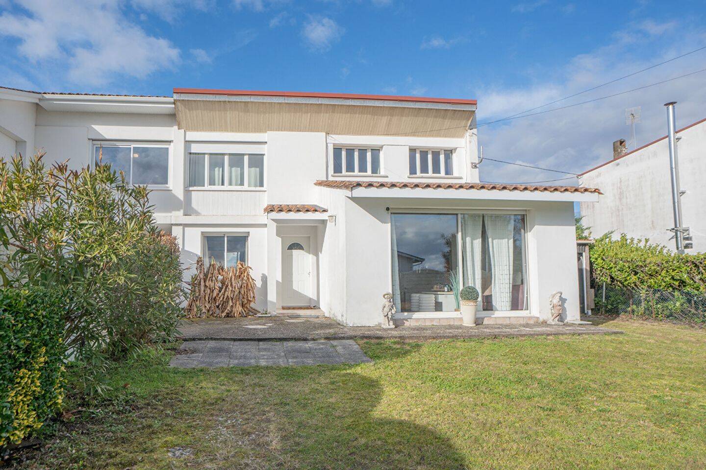 Maison 7 pièces 142 m² · à Saint-Médard-en-Jalles · 142,5 m² · 399 900 €