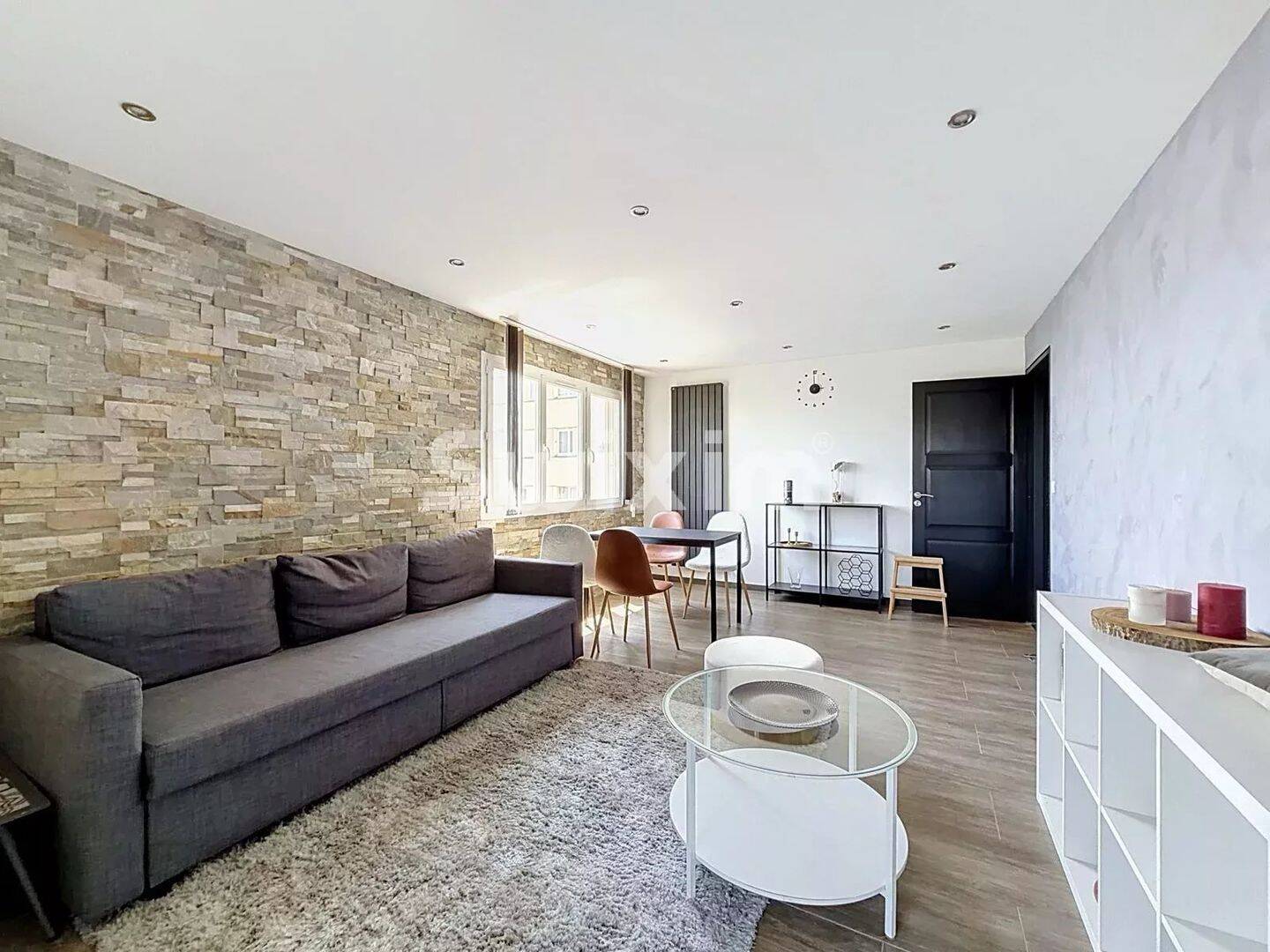 Appartement 2 pièces 47 m² · à Saint-Genis-Pouilly · 47 m² · 1 500 €