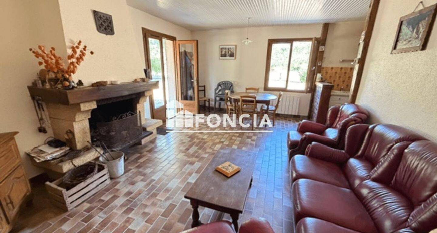 Maison 6 pièces 106 m² · à Laigné-Saint-Gervais · 106 m² · 169 000 €
