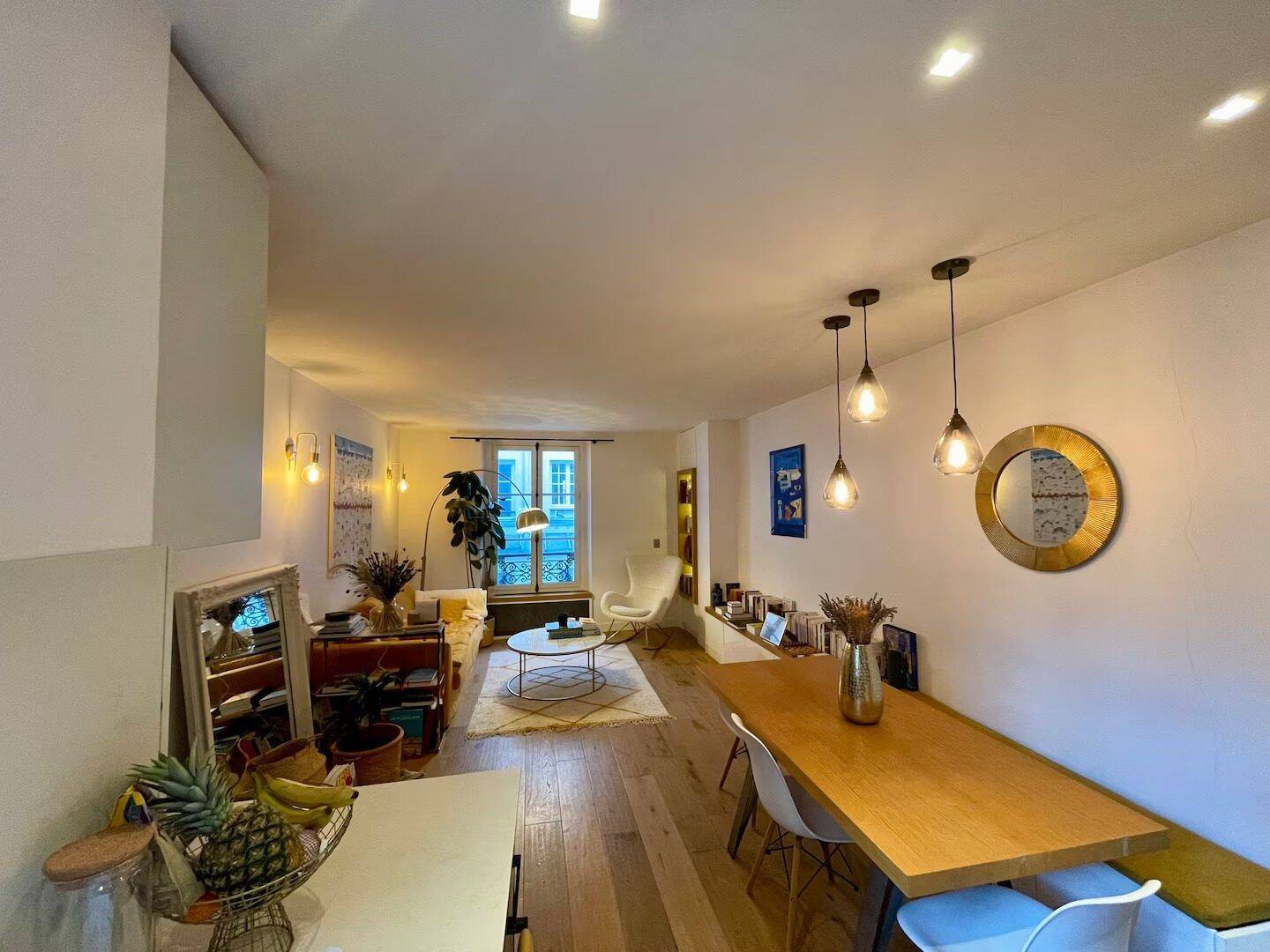 Appartement 3 pièces 56 m² · à Paris 9ème Arrondissement · 56,2 m² · 2 600 €/mois