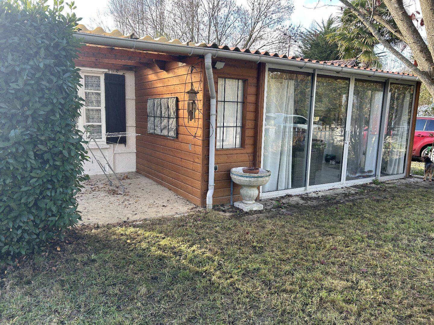 Maison 3 pièces 60 m² · à Saint-Jean-de-Liversay · 60 m² · 107 000 €
