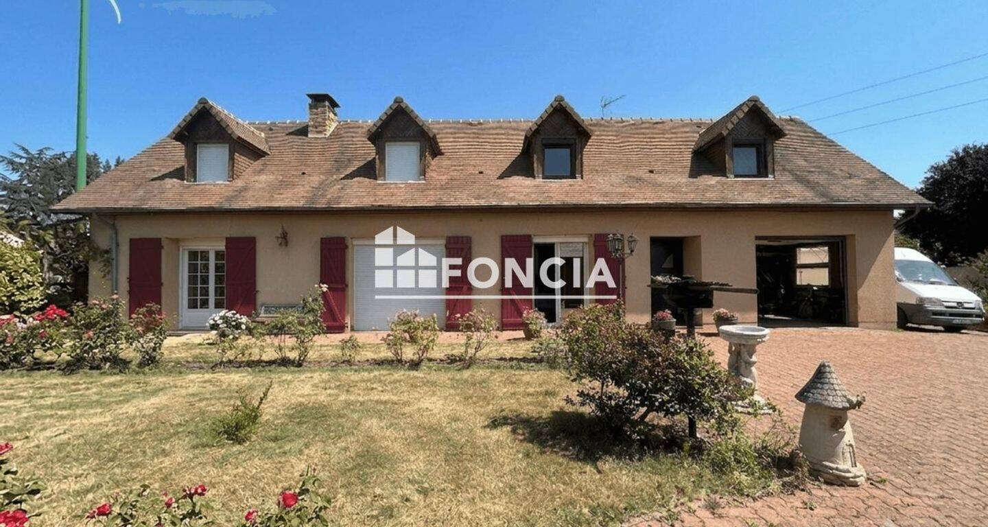 Maison 5 pièces 152 m² · à Changé · 152 m² · 191 000 €