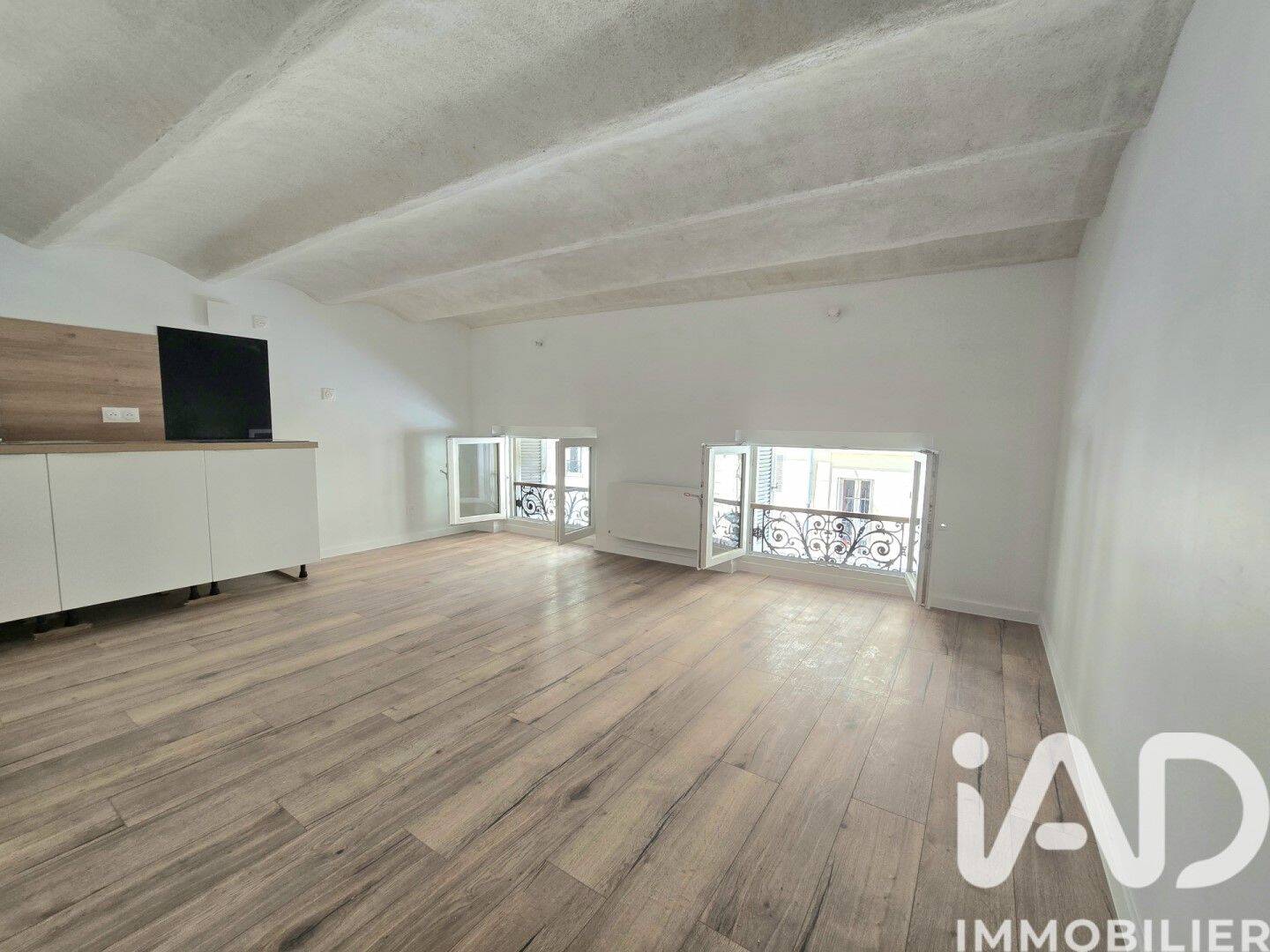 Appartement 2 pièces 33 m² · à Marseille 2ème Arrondissement · 32,7 m² · 110 000 €