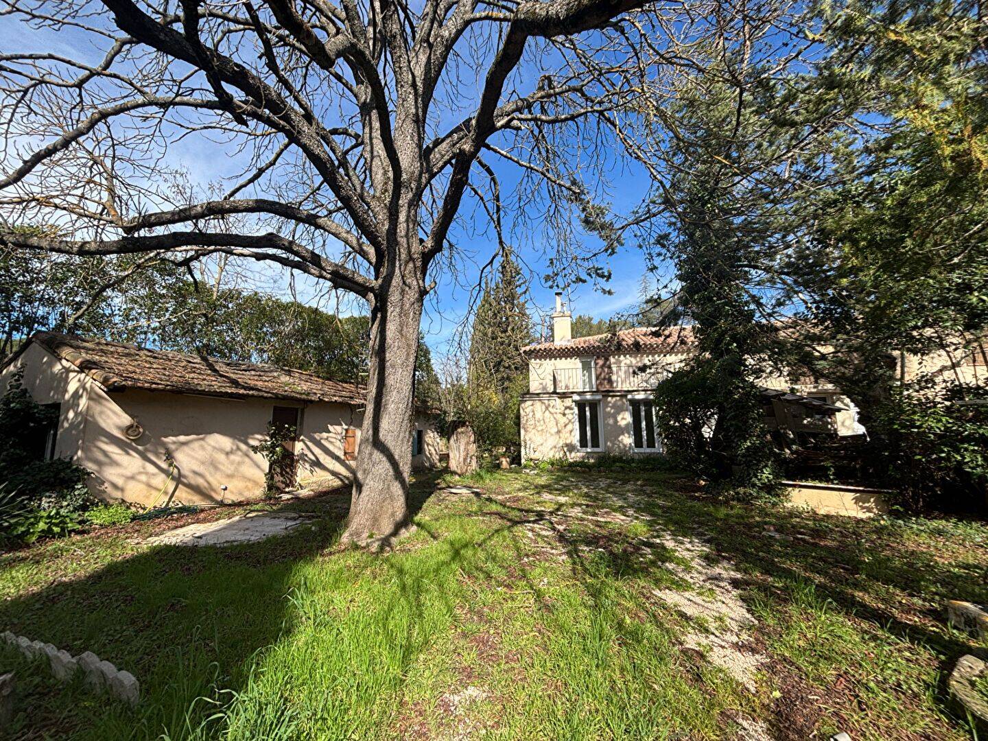 Maison 4 pièces 61 m² · à Aix-en-Provence · 60,9 m² · 900 €/mois