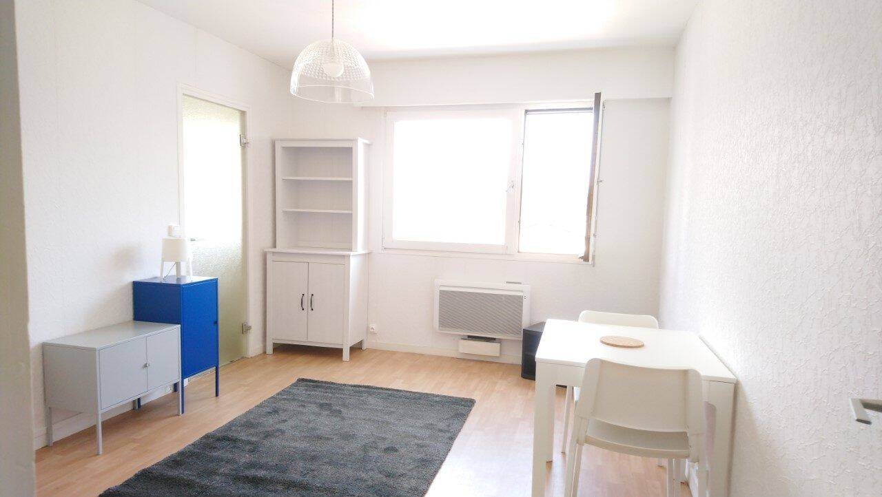 Appartement 1 pièce 28 m² · à Louviers · 28,3 m² · 520 €/mois