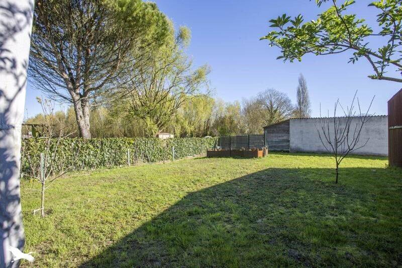 Maison 6 pièces 132 m² · à L'Île-d'Elle · 132 m² · 195 000 €