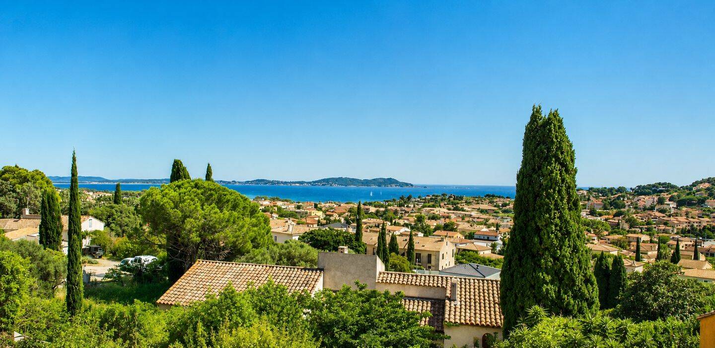 Maison 4 pièces 150 m² · à Carqueiranne · 150 m² · 928 000 €