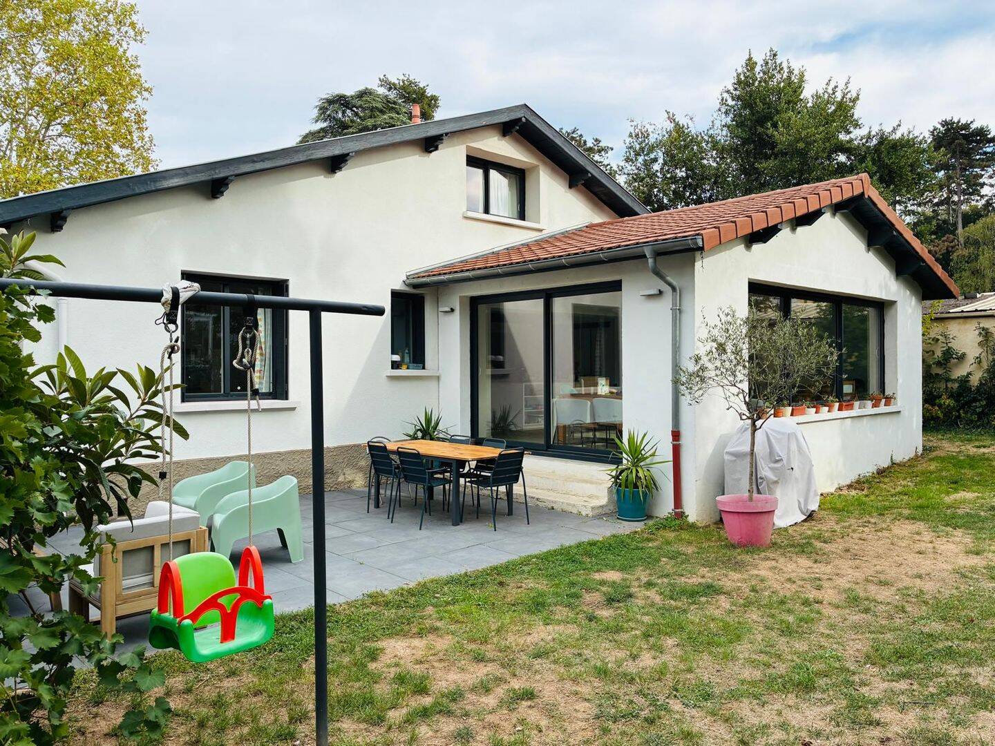 Maison 6 pièces 130 m² · à Lyon 9ème Arrondissement · 130 m² · 695 000 €