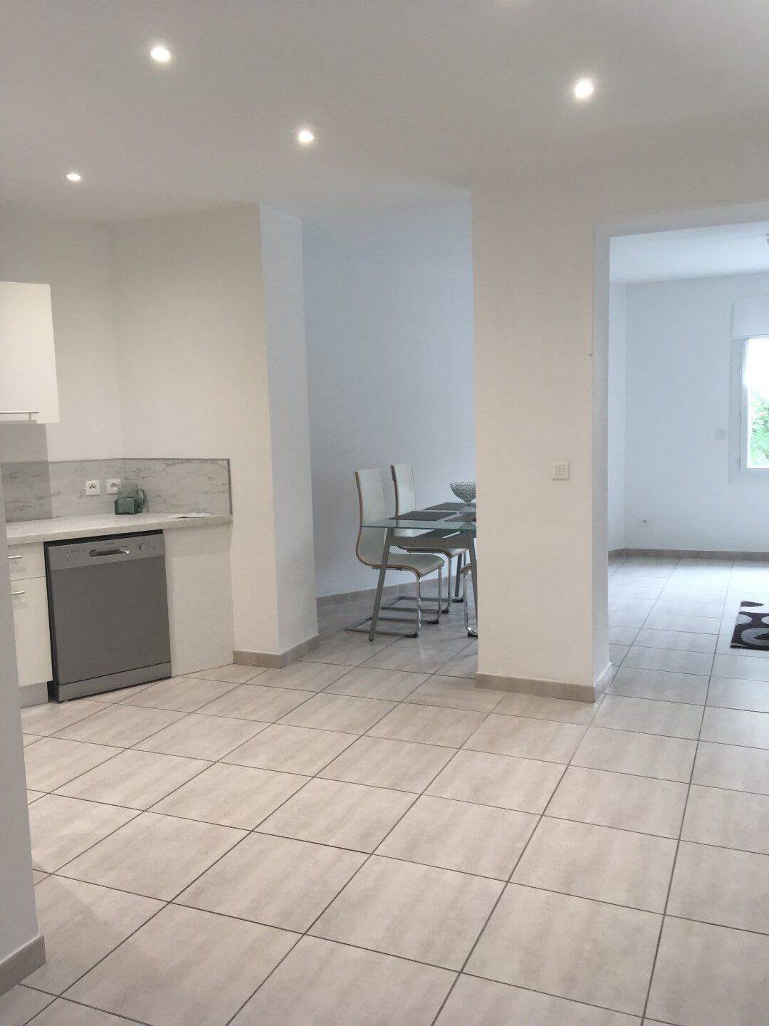 Appartement 4 pièces 100 m² · à Béziers · 100 m² · 795 €/mois