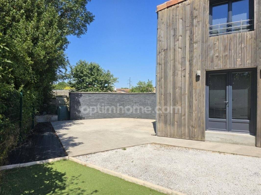 Maison 3 pièces 81 m² · à Touvre · 81 m² · 164 000 €