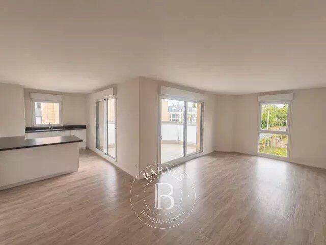 Appartement 3 pièces 81 m² · à Dinard · 81,3 m² · 447 000 €