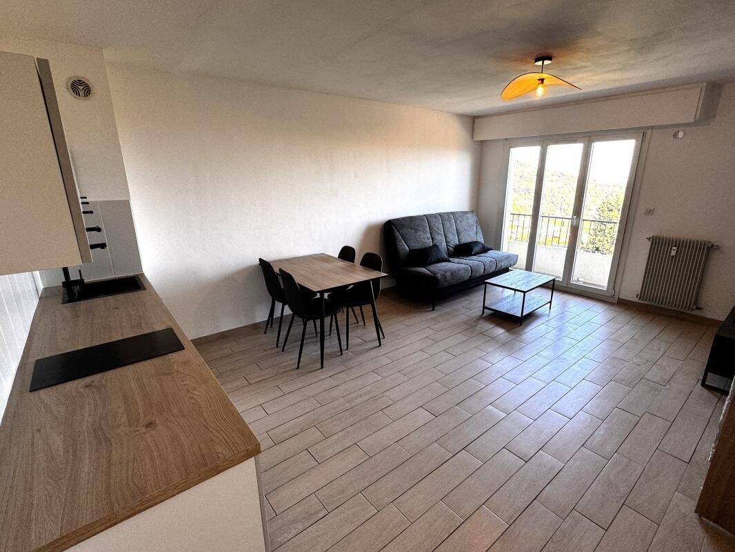 Appartement 1 pièce 29 m² · à Grasse · 29 m² · 700 €/mois