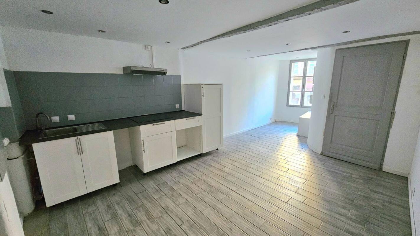 Appartement 8 pièces 160 m² · à Bargemon · 160 m² · 239 000 €