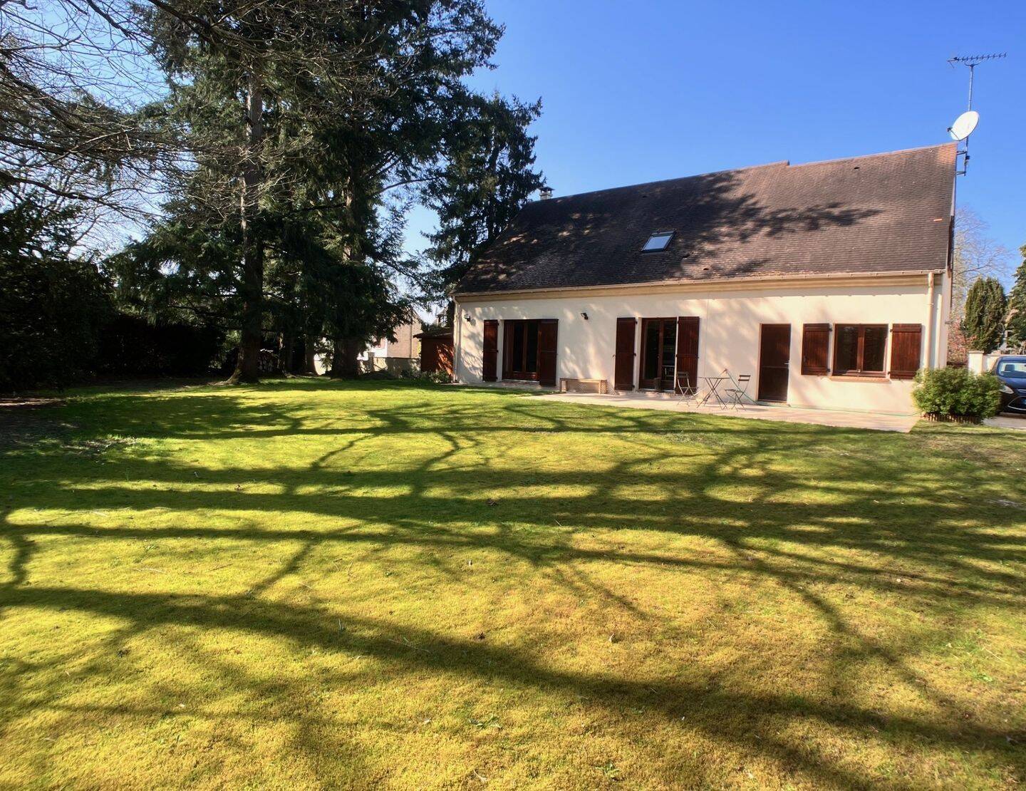 Maison 7 pièces 150 m² · à Bullion · 150 m² · 525 000 €