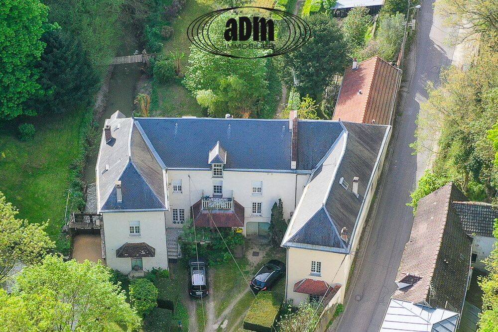 Maison 10 pièces 409 m² · à Couilly-Pont-aux-Dames · 409 m² · 890 000 €