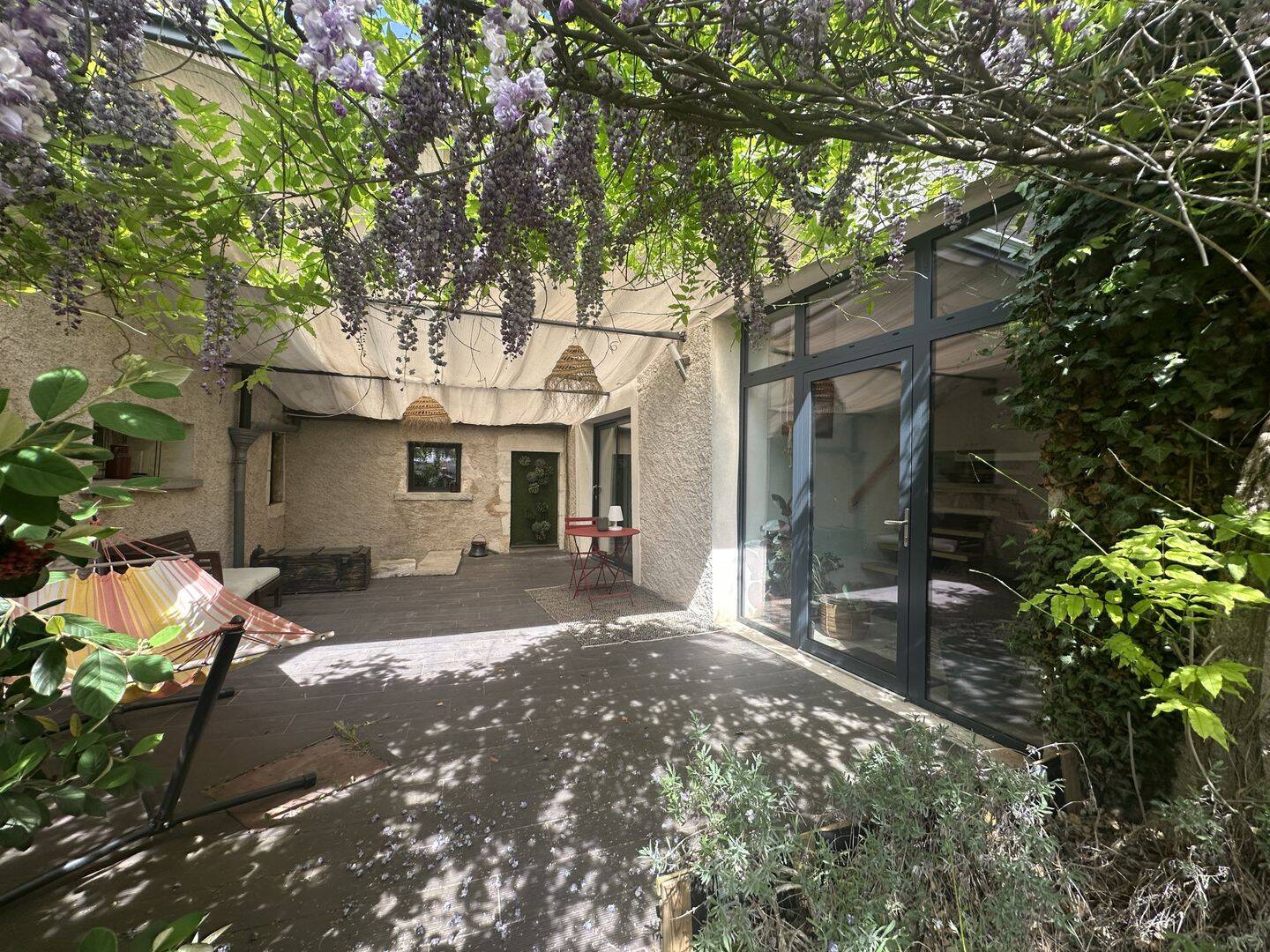 Maison 7 pièces 203 m² · à Asnières-lès-Dijon · 203 m² · 635 000 €