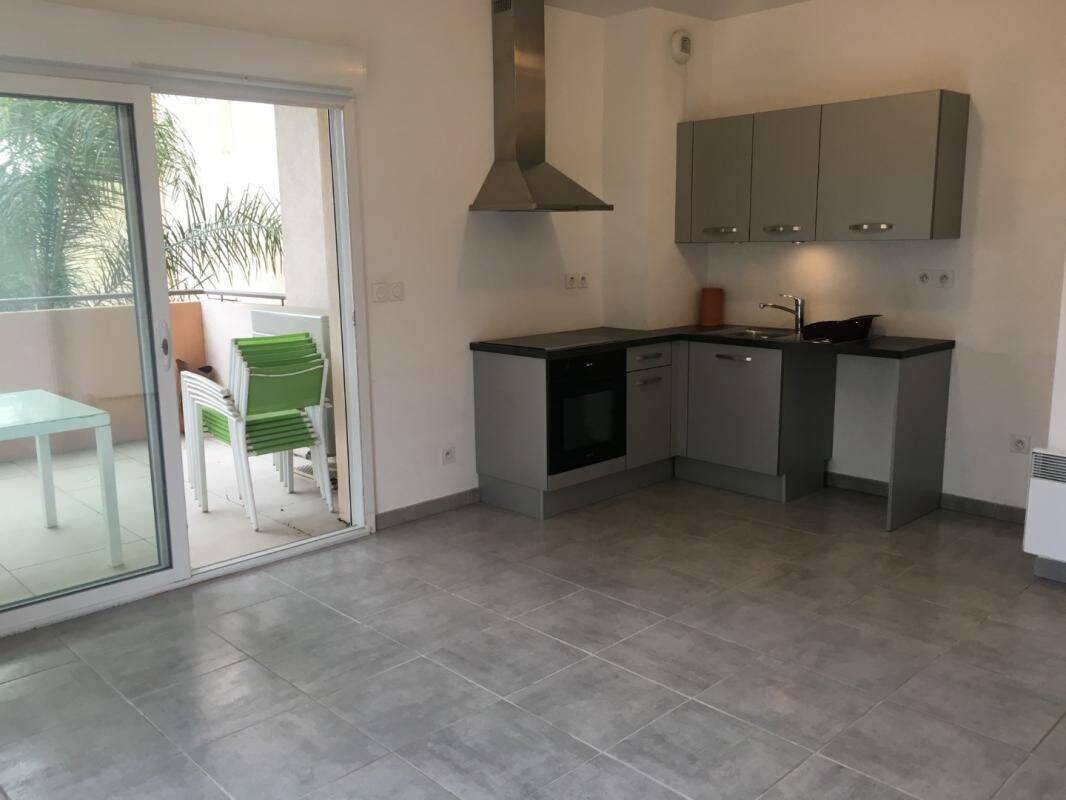 Appartement 2 pièces 41 m² · à Cogolin · 41 m² · 882 €