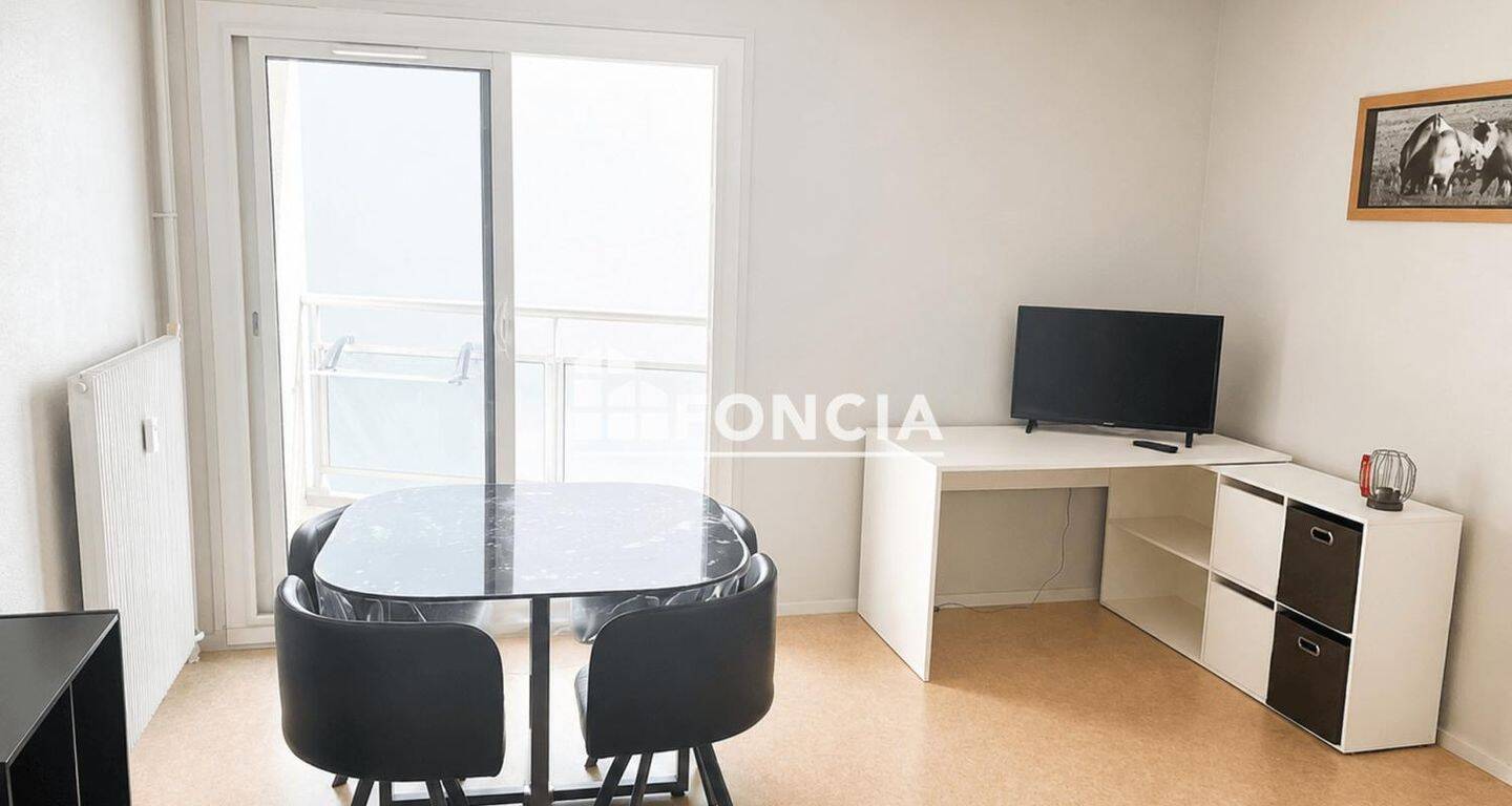 Appartement 1 pièce 27 m² · à Saint-Étienne · 27,5 m² · 465 €/mois