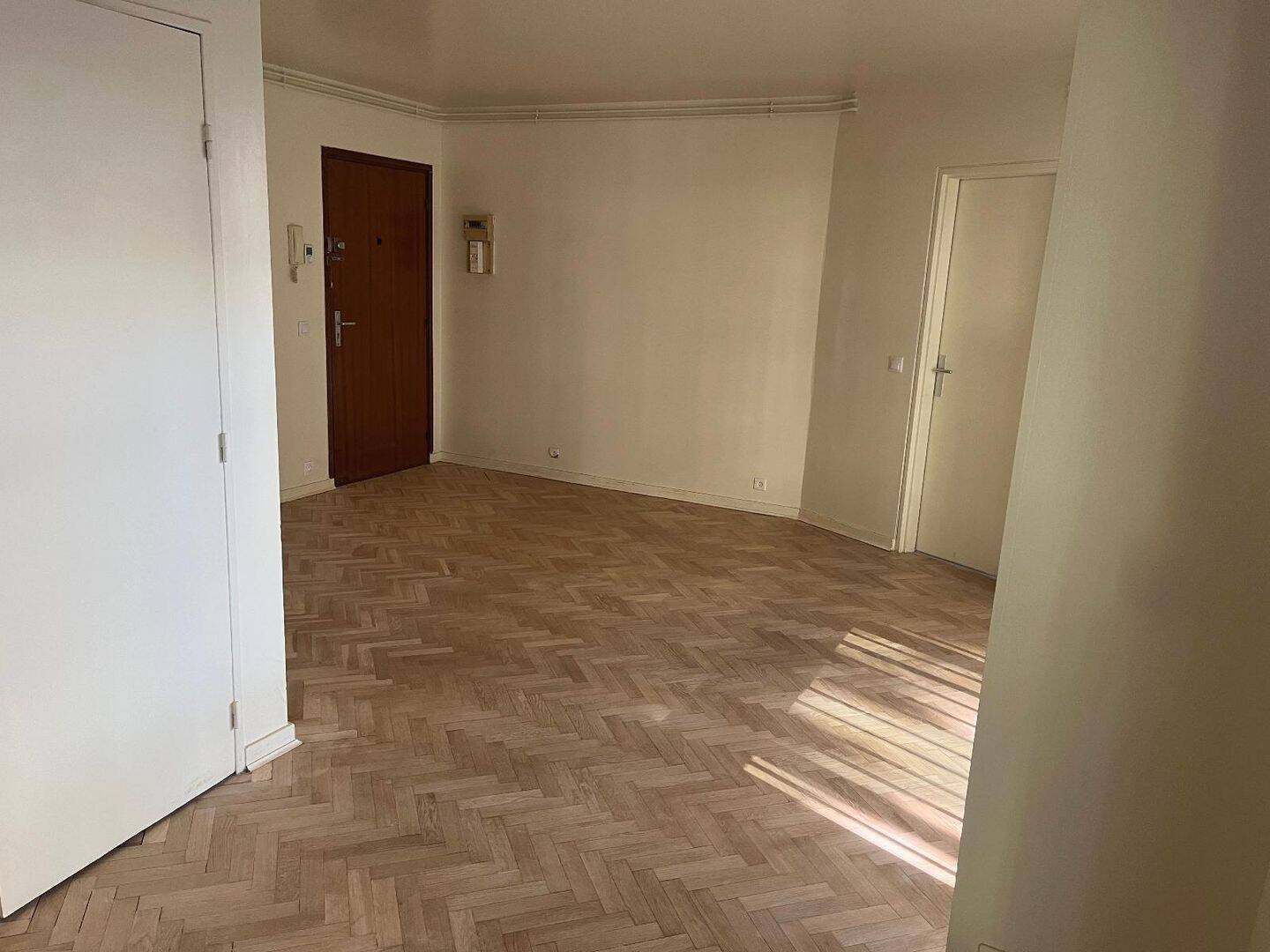 Appartement 3 pièces 34 m² · à Lyon 3ème Arrondissement · 33,5 m² · 718 €