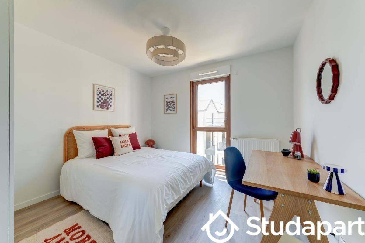 1 pièce 9 m² · à Lyon 7ème Arrondissement · 9 m² · 575 €