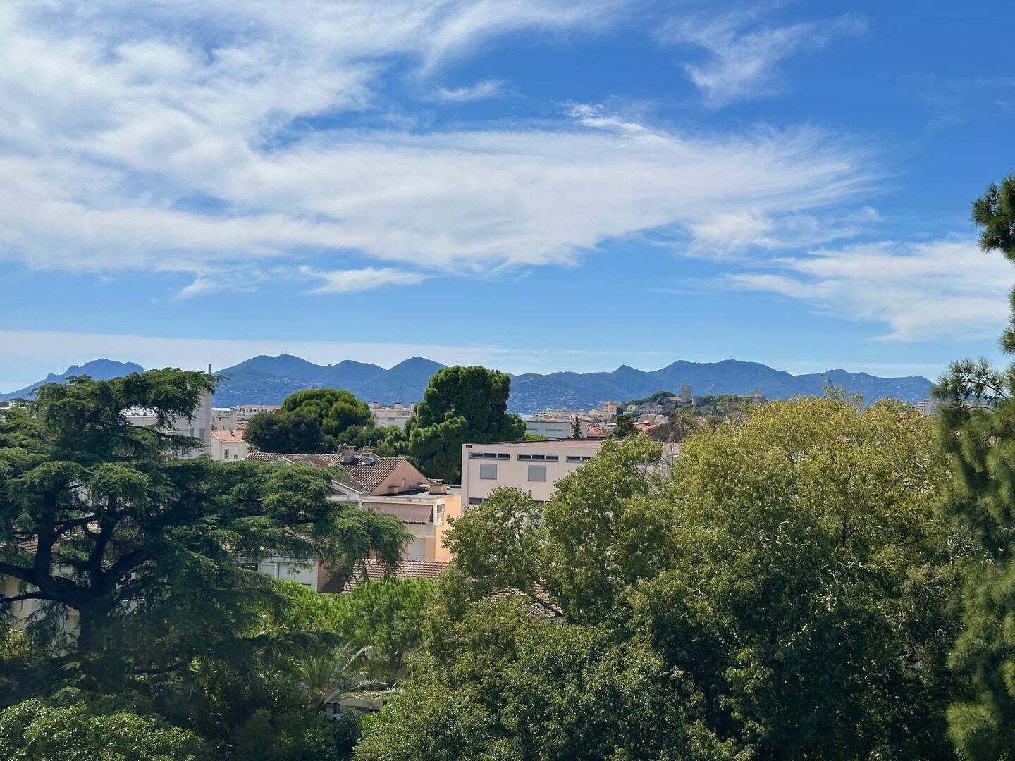 Appartement 3 pièces 105 m² · à Cannes · 105,1 m² · 799 000 €