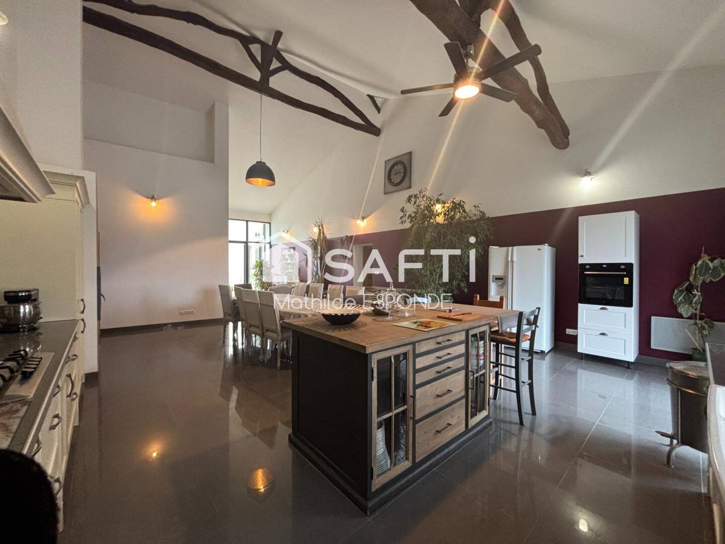 Maison 10 pièces 375 m² · à Condom · 375 m² · 1 180 000 €