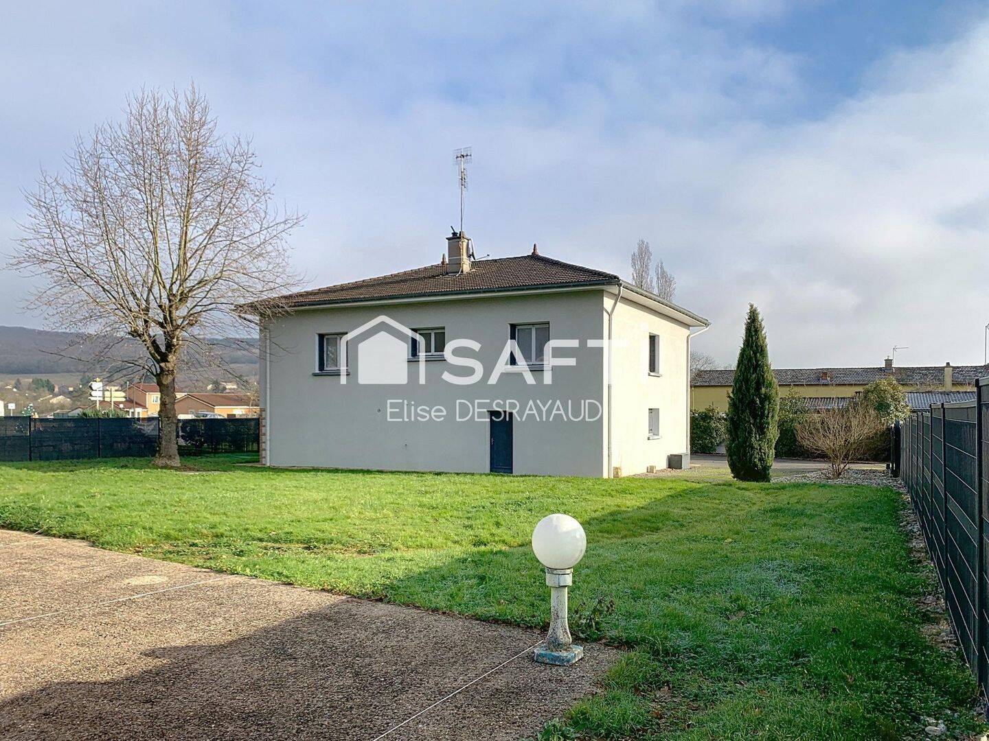 Maison 6 pièces 167 m² · à Azé · 167 m² · 260 000 €