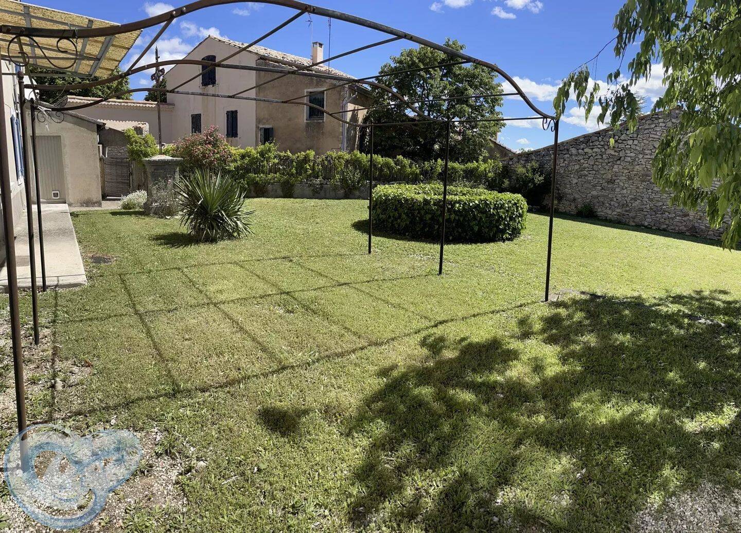 Maison 6 pièces 149 m² · à Saint-Christol · 149 m² · 275 000 €