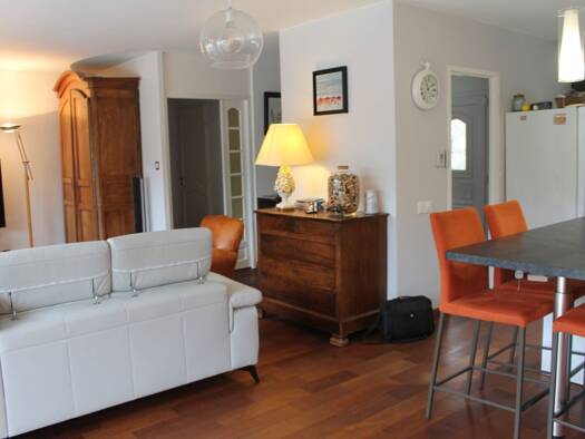 Maison de plain-pied à vendre 406 000 € 5 pièces 4 chambres 125 m² 652 m² de terrain Eysines 33320