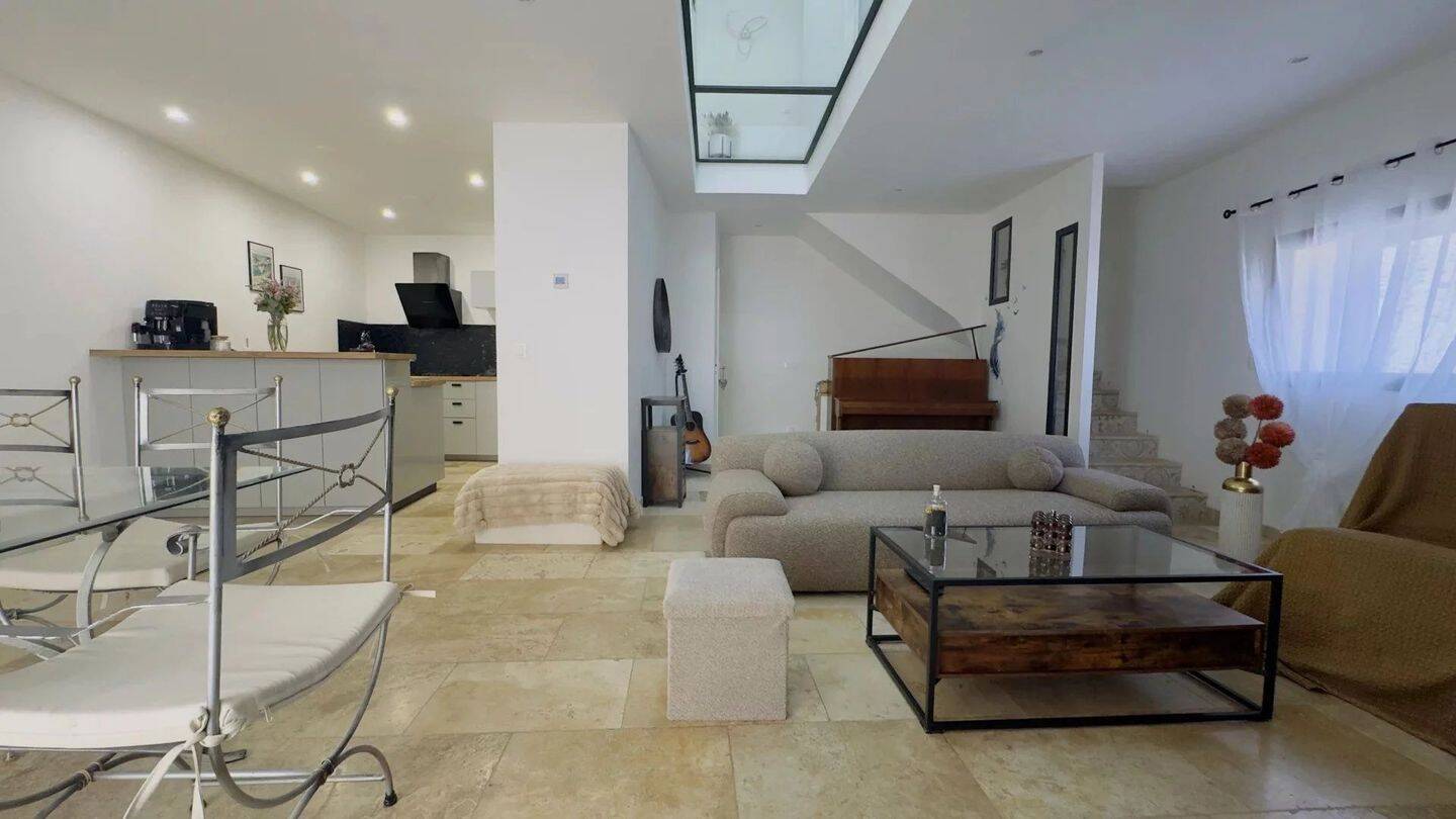 Maison 4 pièces 115 m² · à Saint-Cannat · 115 m² · 449 000 €