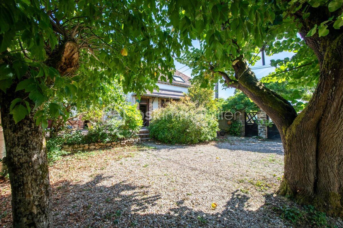Maison 10 pièces 205 m² · à Lixy · 205 m² · 299 000 €