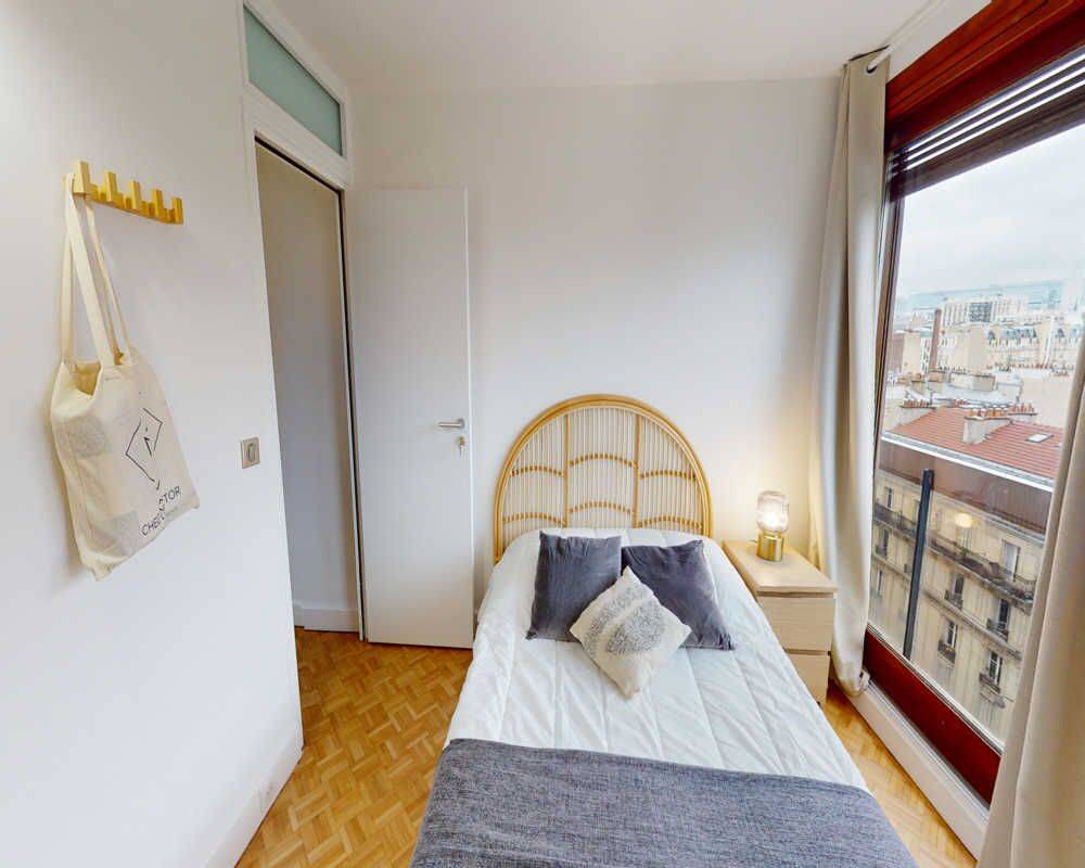 Appartement 4 pièces 100 m² · à Paris 15ème Arrondissement · 100 m² · 1 255 €/mois