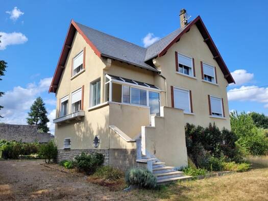 Maison à vendre 149 000 € 5 pièces 3 chambres 120 m² 3 871 m² de terrain Valigny 03360