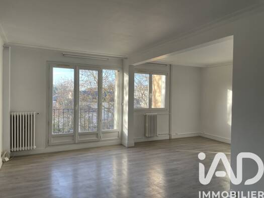 Appartement à vendre 177 000 € 4 pièces 2 chambres 73 m² Étage 3/10 Saint Leu-Commandant Louis Bouchet Épinay-sur-Seine 93800