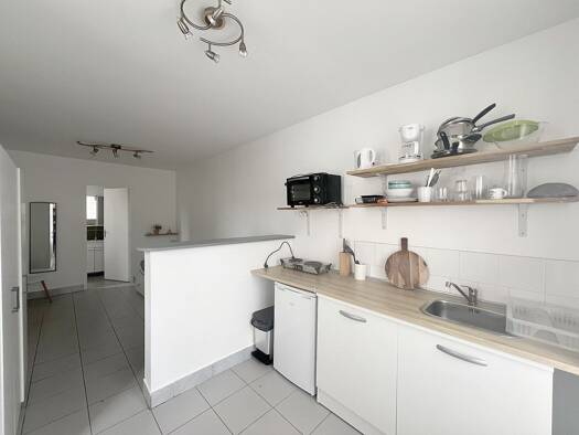 Appartement à louer 590 € 1 pièce 25 m² RDC/1 Mantes-la-Jolie 78200