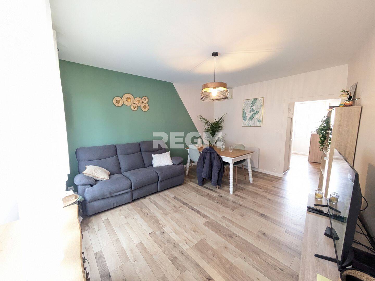 Maison 4 pièces 85 m² · à Bazoches-les-Gallerandes · 85 m² · 600 €/mois