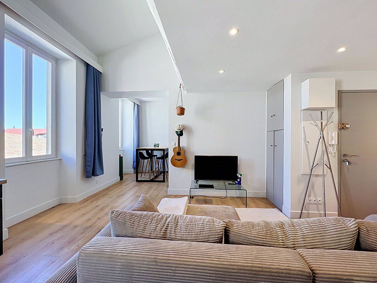 Appartement 2 pièces 49 m² · à Nîmes · 49,4 m² · 680 €/mois