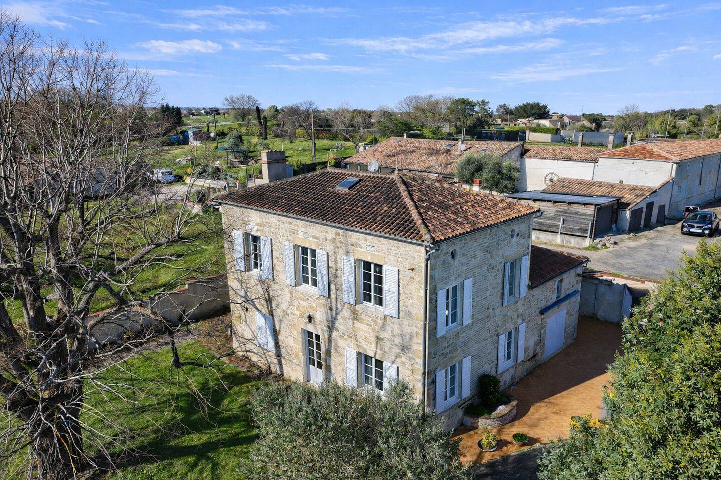 Maison 10 pièces 328 m² · à Marmande · 328 m² · 457 000 €