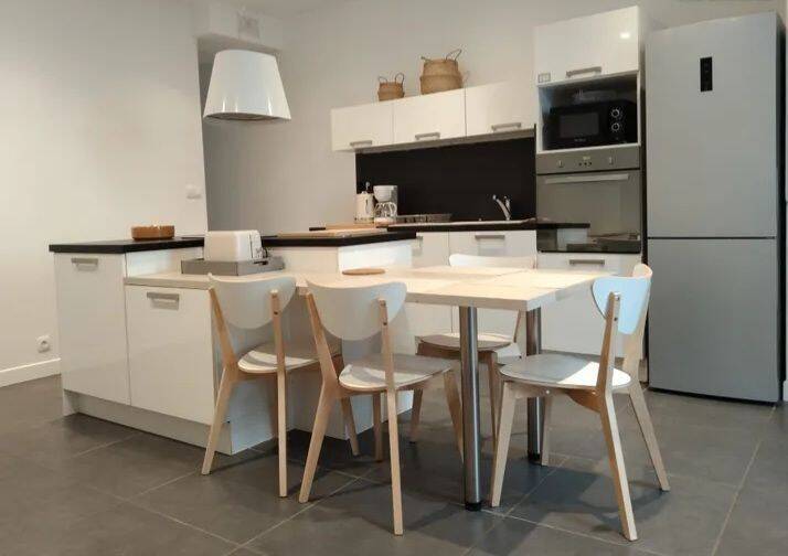 Appartement 2 pièces 60 m² · à Sète · 60 m² · 790 €