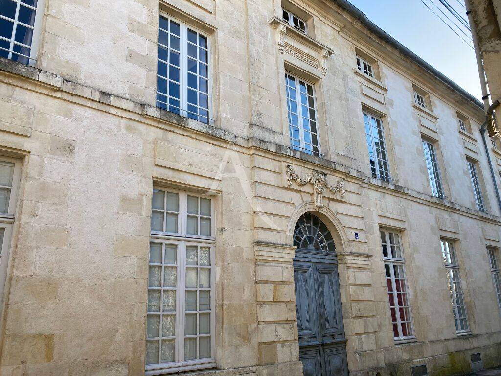 Appartement 3 pièces 65 m² · à Fontenay-le-Comte · 65 m² · 129 100 €