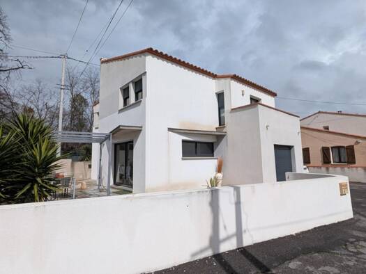 Maison à vendre 341 000 € 6 pièces 5 chambres 131 m² 368 m² de terrain Sud Elne 66200